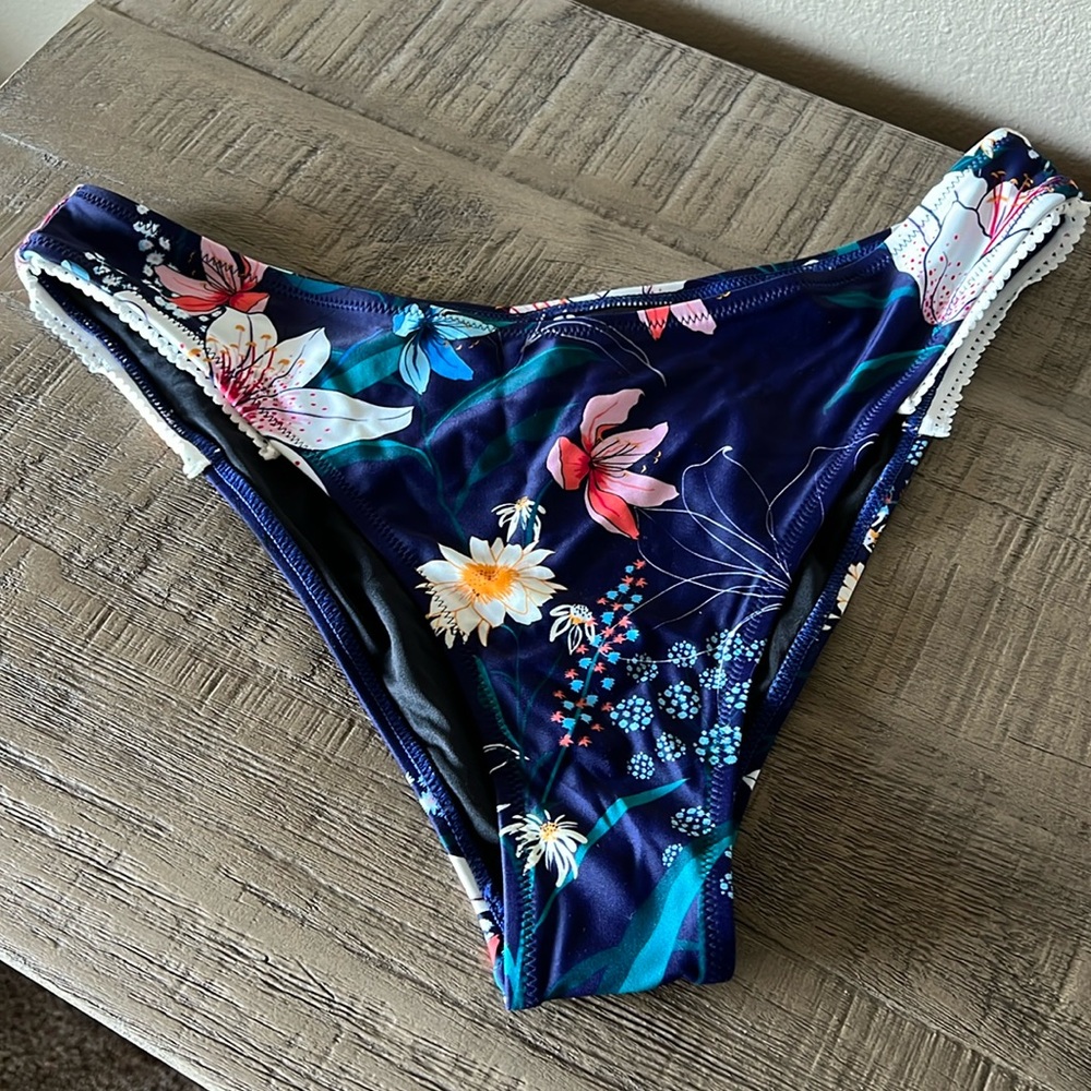 Cupshe Swim Bottoms